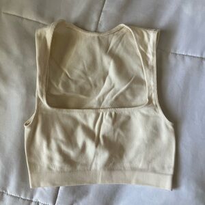 URBAN OUTFITTERS Cropped Tank Top